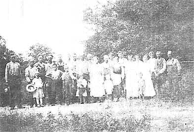 wpeB9.jpg (22415 bytes)